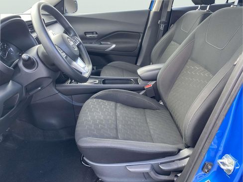 Used 2023 Nissan Kicks SV FWD image 14