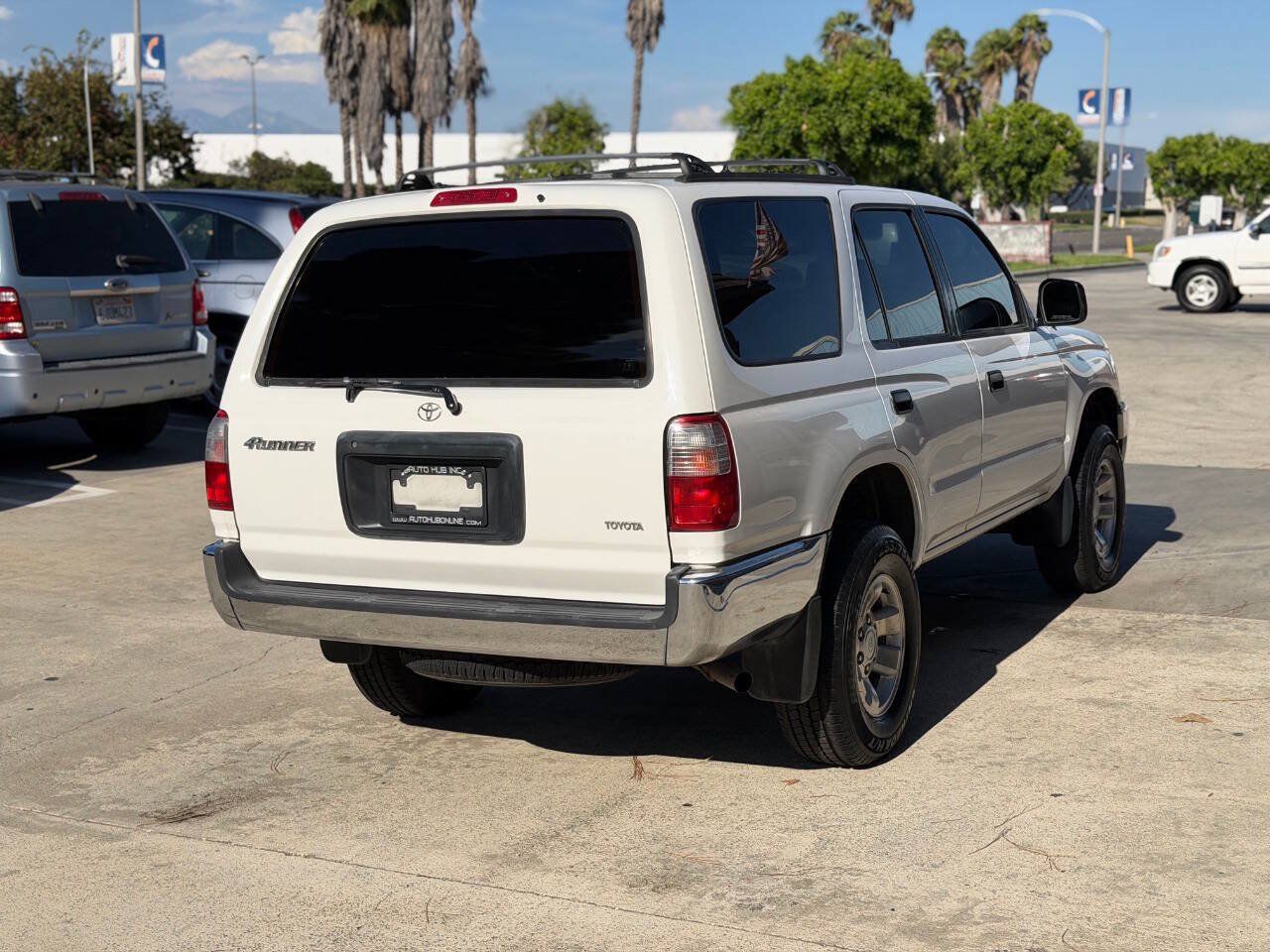 Used 2000 Toyota 4Runner 2WD w/ Upgrade Value Pkg 1 image 11