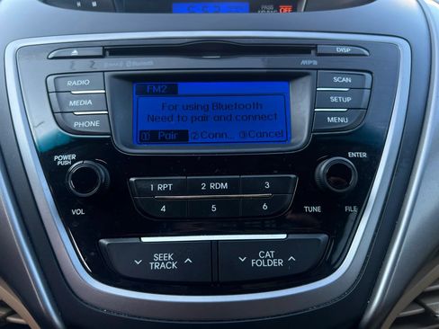 Used 2013 Hyundai Elantra GLS w/ Preferred Pkg FWD image 18