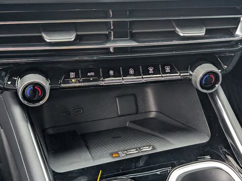 New 2026 Chevrolet Traverse LT image 29