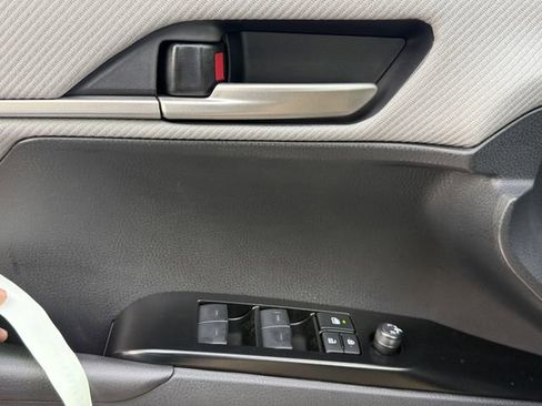 New 2026 Toyota Camry SE FWD image 22