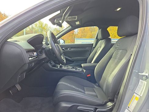 Certified 2025 Honda Civic Sport image 13