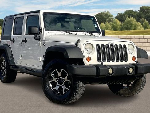 Used 2008 Jeep Wrangler X image 2