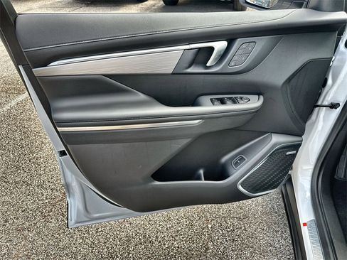 New 2026 Buick Enclave Preferred w/ Power Package image 21