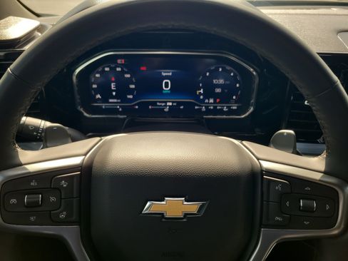 Used 2024 Chevrolet Silverado 1500 LT AWD/4WD image 20