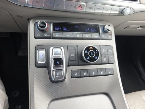 Used 2021 Hyundai Palisade Limited AWD/4WD image 12