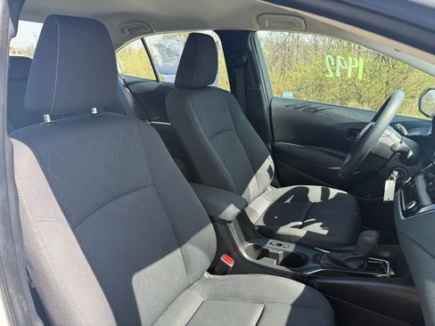 Used 2025 Toyota Corolla LE image 22