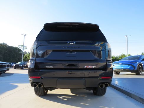 Used 2025 Chevrolet Tahoe RST w/ Comfort Package AWD/4WD image 4