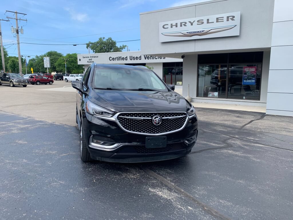 Used 2019 Buick Enclave Avenir w/ Avenir Technology Package AWD/4WD image 2