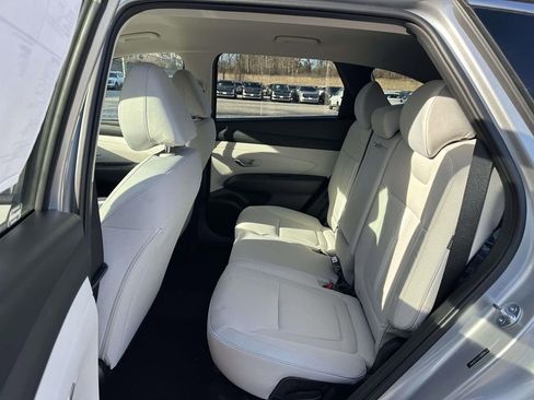 New 2026 Hyundai Tucson SEL image 12