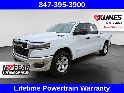 Used 2025 RAM 1500 Big Horn AWD/4WD image 5