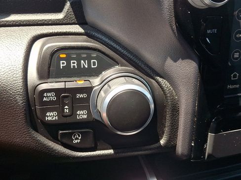 Used 2023 RAM 1500 Big Horn AWD/4WD image 34