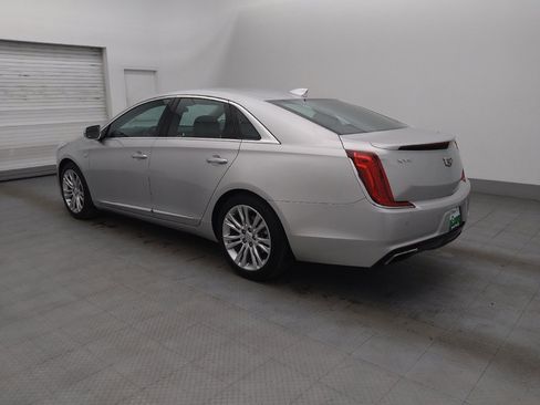 Used 2018 Cadillac XTS Luxury image 3