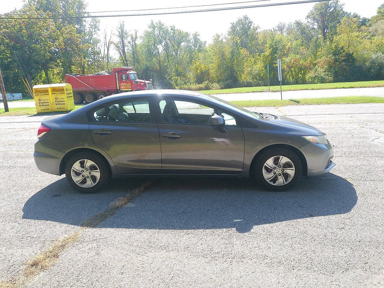 Used 2013 Honda Civic LX image 4