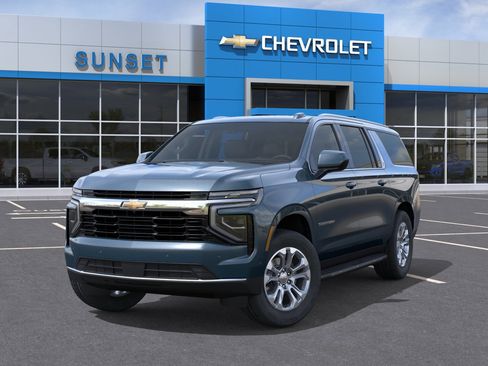 New 2026 Chevrolet Suburban LS RWD image 6