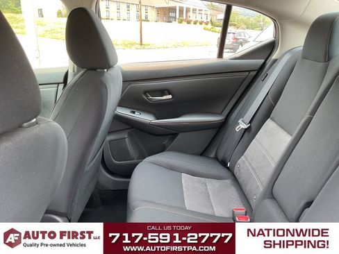 Used 2023 Nissan Sentra SR w/ Electronics Package FWD image 12