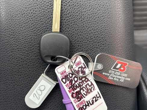 Used 2023 Toyota Camry SE image 21