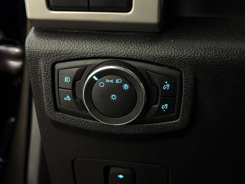 Used 2020 Ford F250 Lariat w/ Lariat Value Package image 33