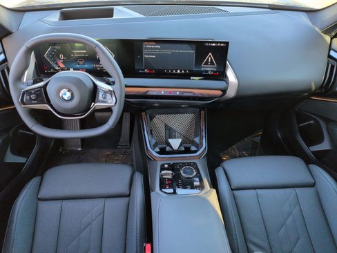 Used 2025 BMW X3 xDrive30i w/ Premium Package image 28