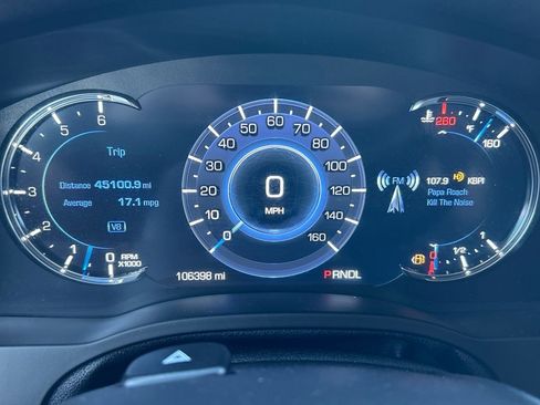 Used 2019 Cadillac Escalade ESV Luxury image 12