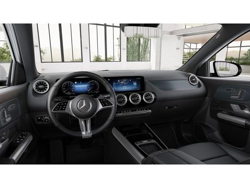 New 2026 Mercedes-Benz GLA 250 4MATIC image 3