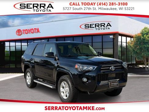 Used 2020 Toyota 4Runner SR5 Premium w/ Moonroof Package AWD/4WD image 1