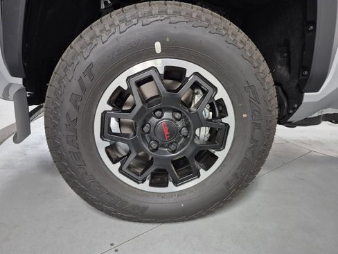 New 2025 Toyota Tacoma 4x4 Double Cab Hybrid image 12