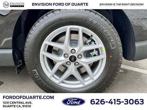 New 2024 Ford Edge SE image 15