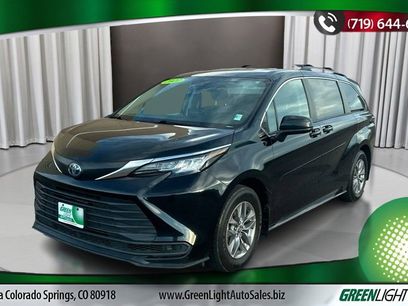 Used 2022 Toyota Sienna LE