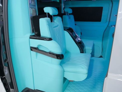 Used 2023 Mercedes-Benz Metris Passenger image 33