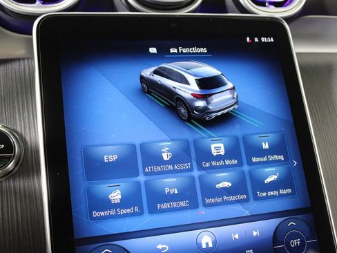 Used 2026 Mercedes-Benz GLC 300 4MATIC image 23