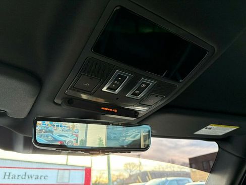 Used 2023 Land Rover Defender 110 Carpathian Edition image 41