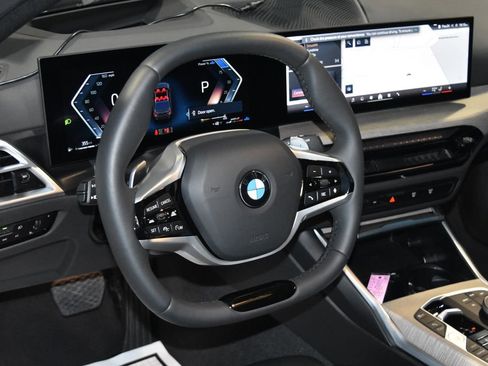 Certified 2025 BMW 330i xDrive 330i xDrive w/ Premium Package image 2