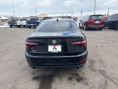 Used 2021 Volkswagen Jetta GLI image 4
