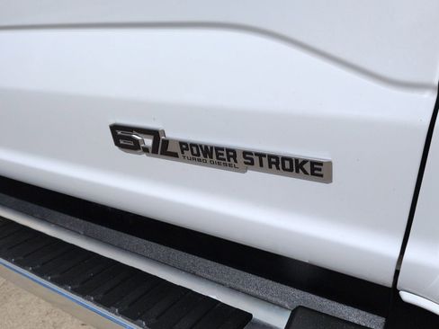 Used 2023 Ford F450 Lariat image 7