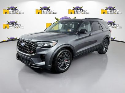 Used 2025 Ford Explorer ST