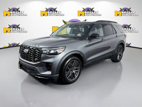 Used 2025 Ford Explorer ST AWD/4WD image 1