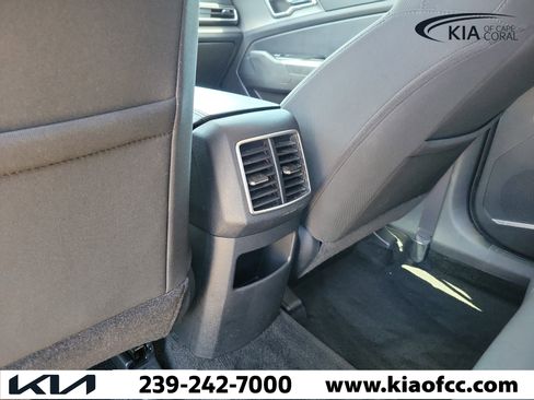 Certified 2024 Kia Sportage LX FWD image 13