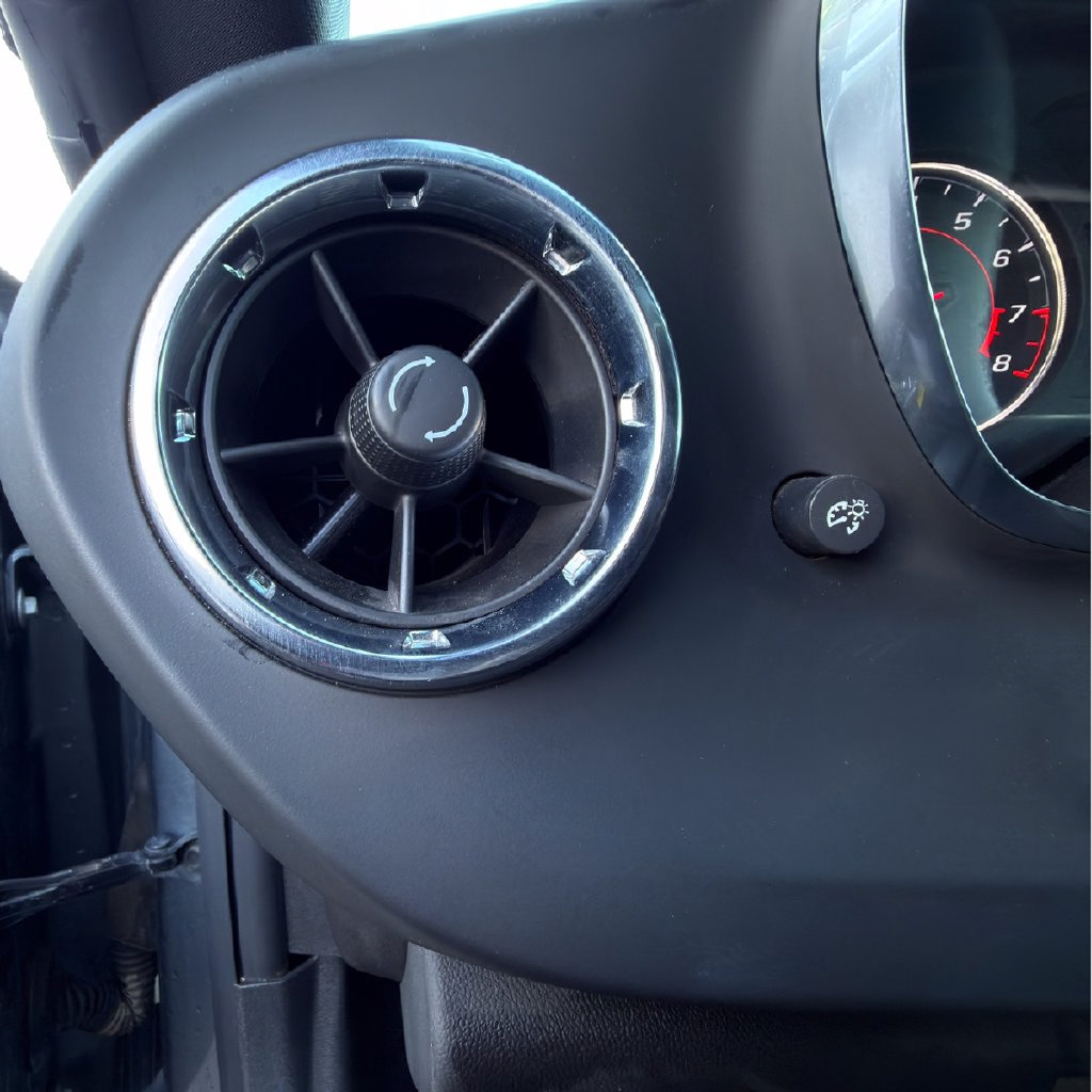 Used 2021 Chevrolet Camaro LT w/ RS Package RWD image 19