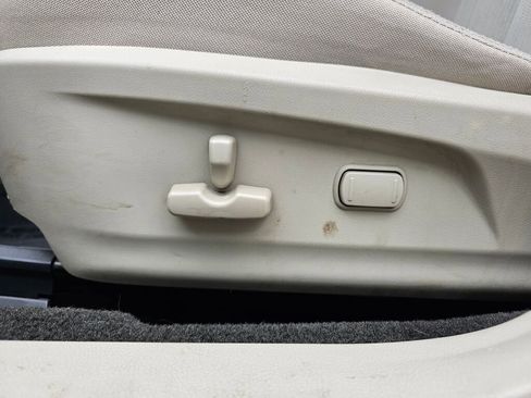 Used 2013 Subaru Outback 2.5i Premium w/ All-Weather Pkg image 22