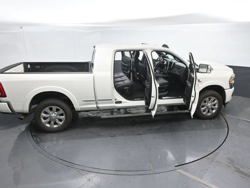 Used 2022 RAM 2500 Limited AWD/4WD image 50
