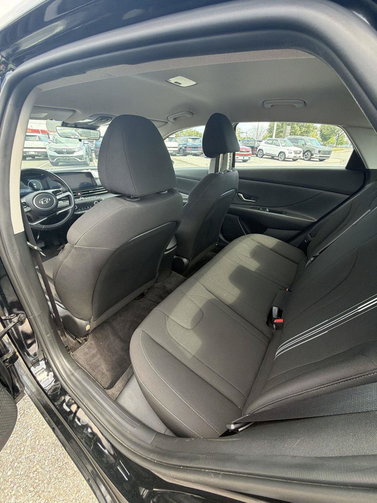 Certified 2023 Hyundai Elantra SEL w/ Convenience Package FWD image 12