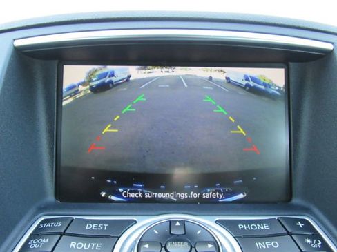 Used 2010 INFINITI G37 Convertible w/ Premium Pkg image 8