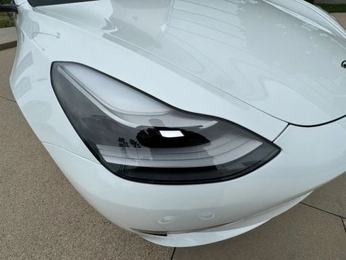 Used 2022 Tesla Model 3 Standard Range image 28