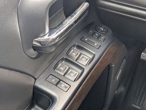 Used 2018 GMC Sierra 1500 Denali w/ Denali Ultimate Package image 19