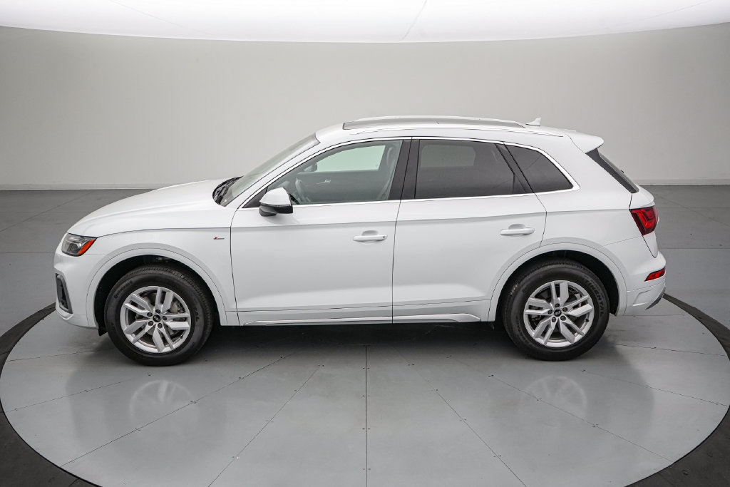 Used 2023 Audi Q5 2.0T Premium w/ Convenience Package AWD/4WD image 7