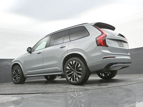 New 2026 Volvo XC90 B6 Ultra w/ Lounge Package AWD/4WD image 33