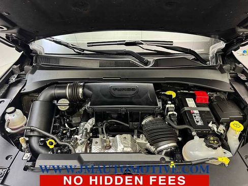 Used 2023 Jeep Compass Limited image 10