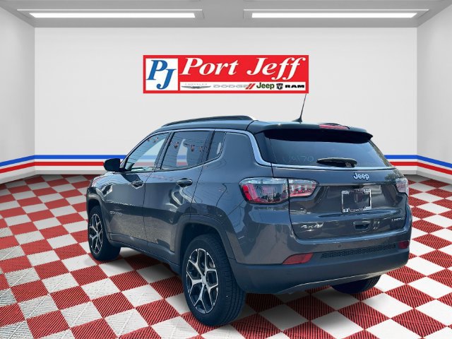 Certified 2024 Jeep Compass Limited AWD/4WD image 4