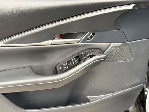 Used 2025 MAZDA CX-30 AWD 2.5 S w/ Select Sport Pkg image 12